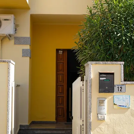 Capo Comino 3 Appartement La Caletta