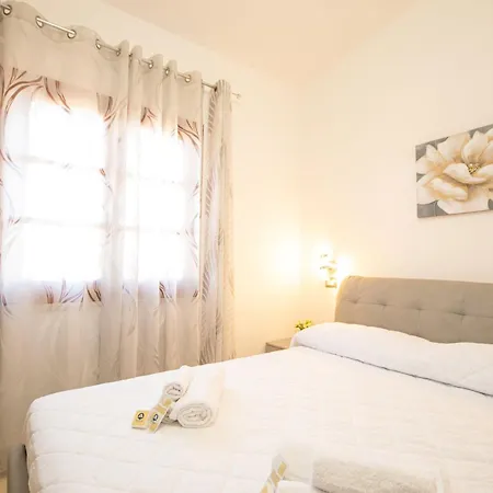 Capo Comino 3 Appartement La Caletta