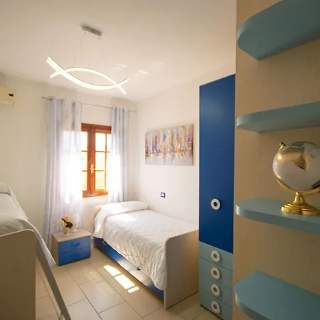 Capo Comino 3 *
